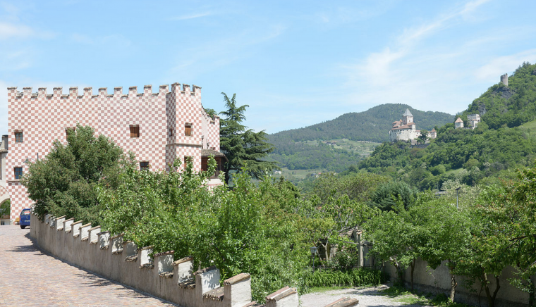 Castel Friedburg